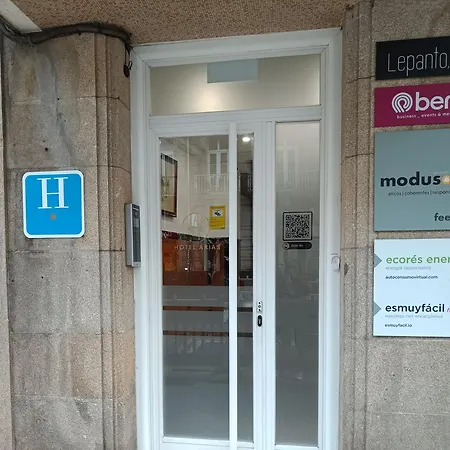 Arias *